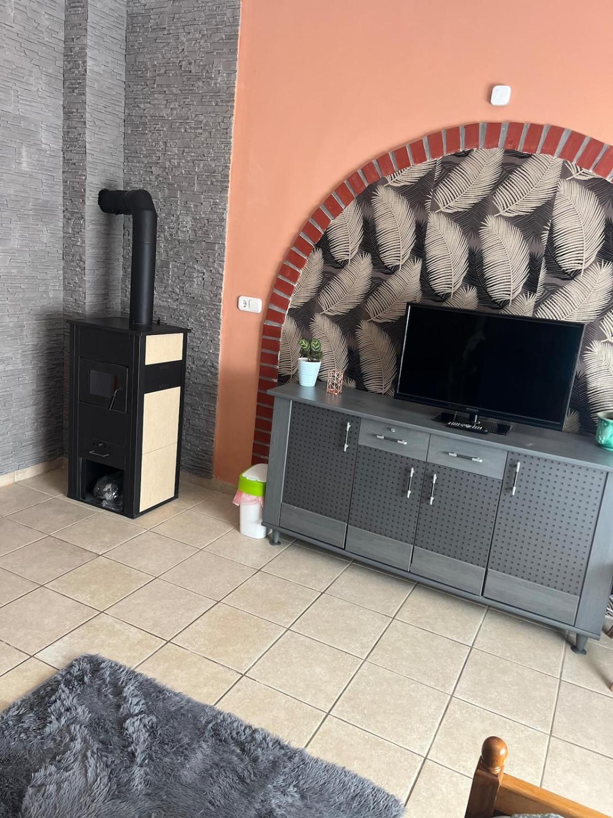 Tejfeles Vendeghaz Daire Porva Dış mekan fotoğraf